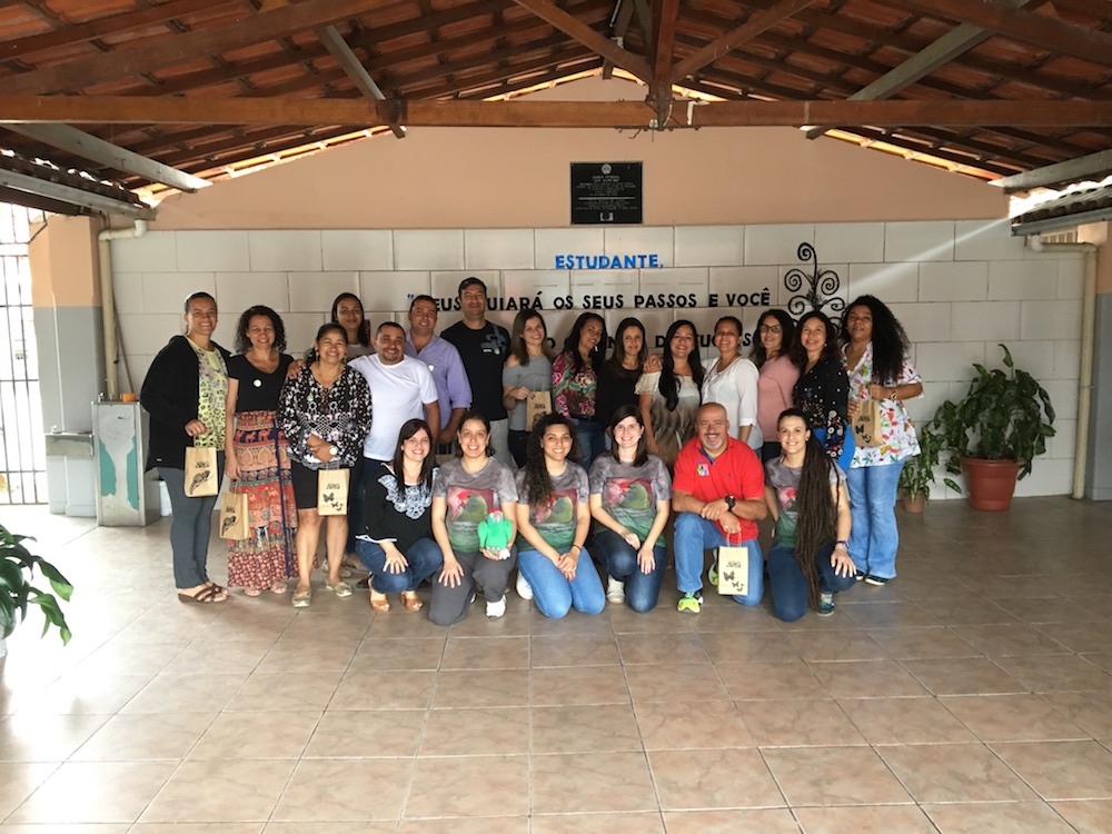 comunidade participando do projeto chauá