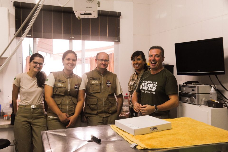 BASTIDORES DO PARQUE | Visita de Lorenzo Crosta, especialista em medicina de aves