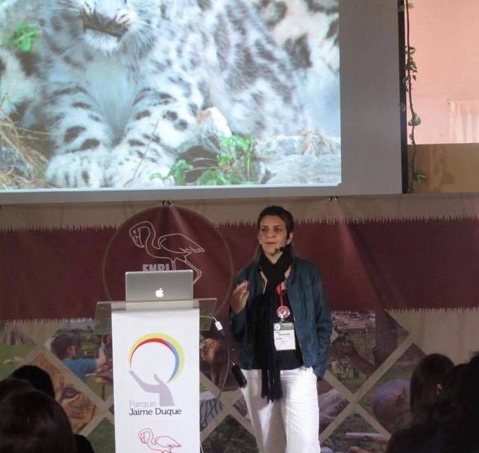 BASTIDORES DO PARQUE | Paloma Bosso, chefe da Divisão de Bem-estar Animal do Parque das Aves, participa da ICEE