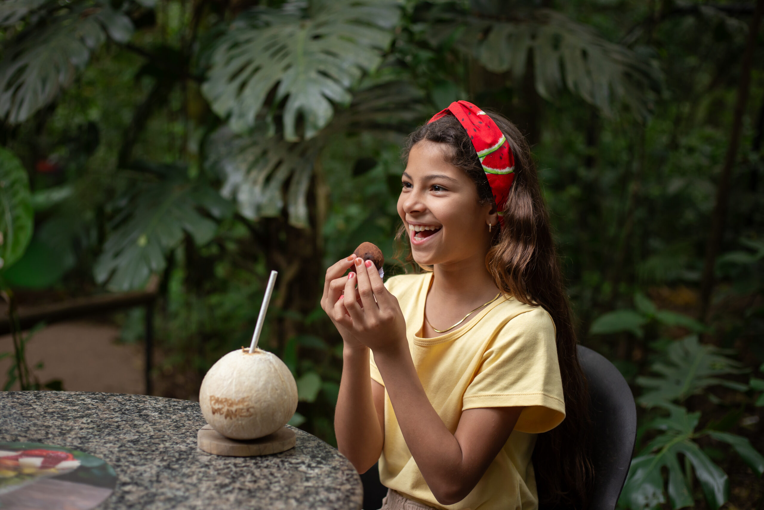 Deliciando-se com uma brigadeiro no coração da Mata Atlântica! Uma pausa deliciosa com sabores únicos no Parque das Aves.
